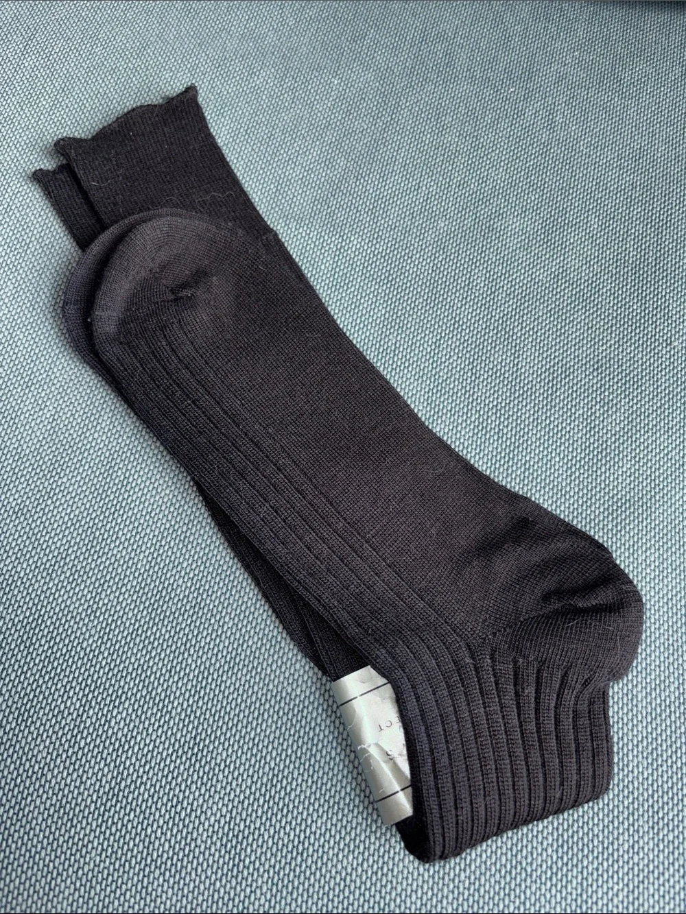 Perry Ellis Black Ribbed Dress Socks. Men’s Sz L (10 - 13)